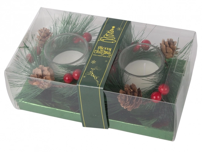 Bougies de Noël décoratives dans une couronne en verre