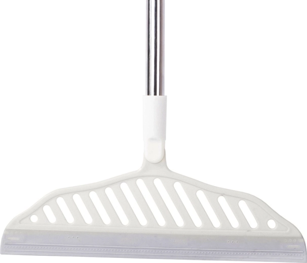 Tête pivotante à 180° pour un accès facile