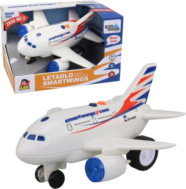 Avion Smartwings avec annonces du capitaine et de l'hôtesse de l'air