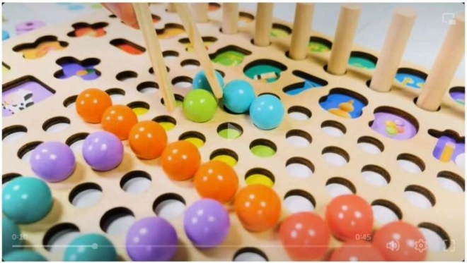 Puzzle en bois à mosaïque avec billes
