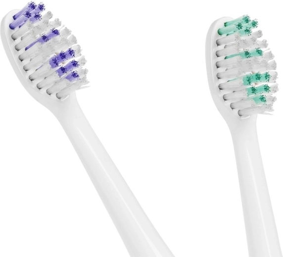 Deux têtes de rechange incluses