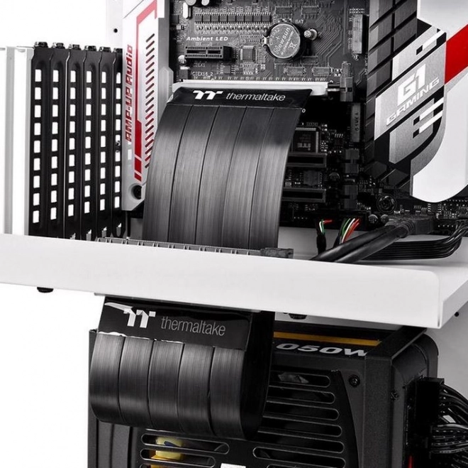 Thermaltake câble riser PCIe 300 mm