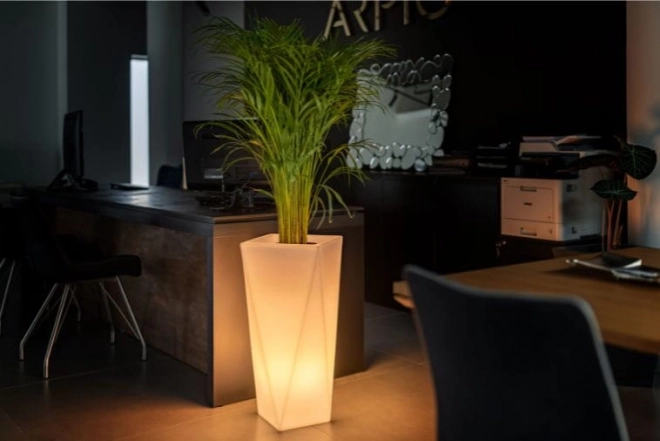 Pot de fleur design MONUMO VASO blanc avec éclairage