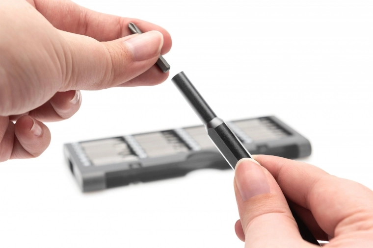 Prêt pour les réparations fines