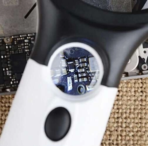 Loupe ergonomique avec éclairage LED Izoxis