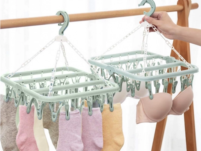 Séchoir suspendu pour chaussettes et linge avec 32 pinces