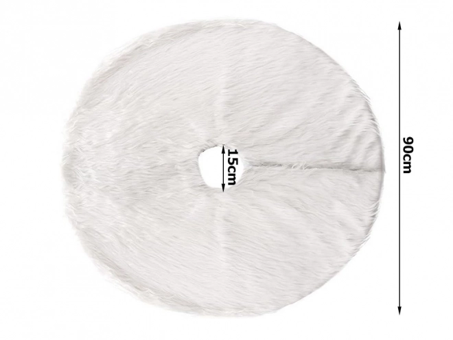 Tapis blanc duveteux sous le sapin de Noël