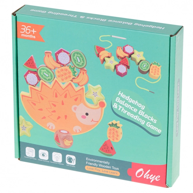 Jeu de laçage en bois avec hérisson et fruits