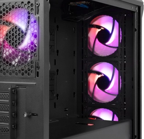 Quatre ventilateurs ARGB 120 mm silencieux inclus