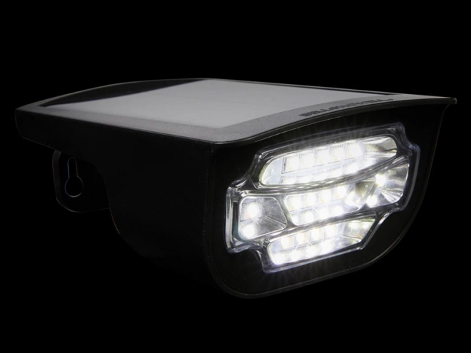 Lanterne de jardin solaire avec éclairage LED coloré
