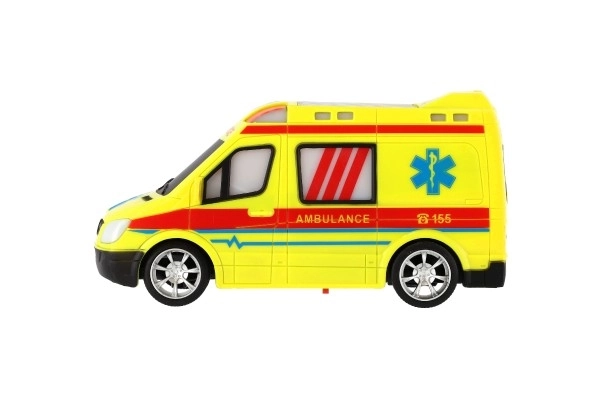 Ambulance RC Auto plast 20cm télécommandée 27MHz à piles avec lumière en boîte 28x13x11cm
