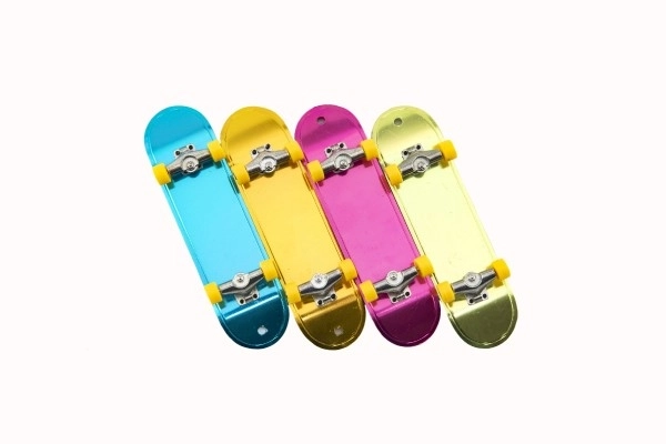 Skateboard à doigts avec accessoires 9 cm