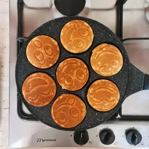 Poêle pour œufs et crêpes