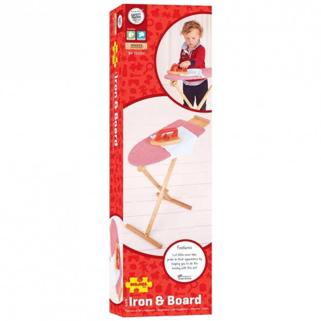 Planche à repasser en bois et fer à repasser pour enfants