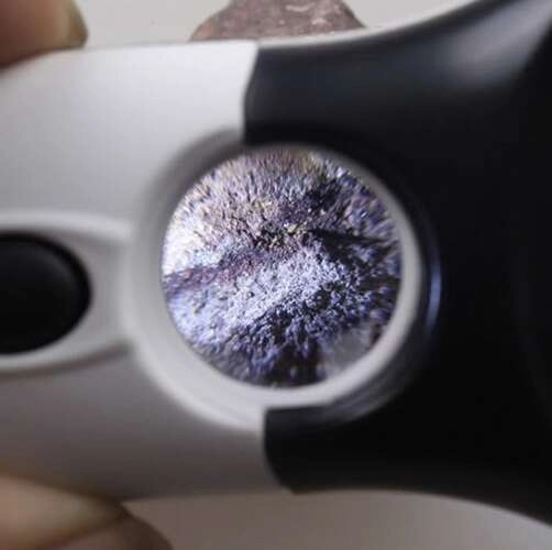 Loupe ergonomique avec éclairage LED Izoxis