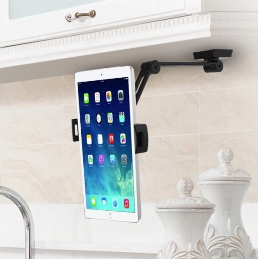 Fixation sûre au mur ou sous un meuble