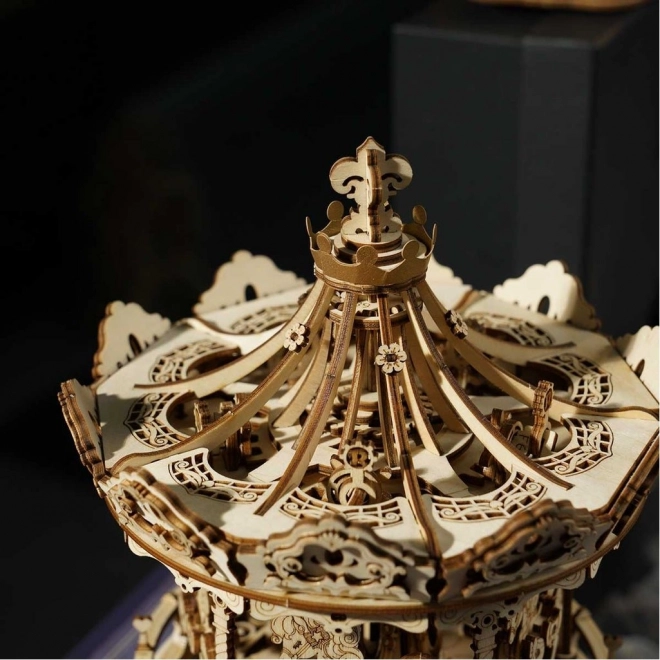 Carrousel avec chevaux - boîte à musique - maquette 3D en bois