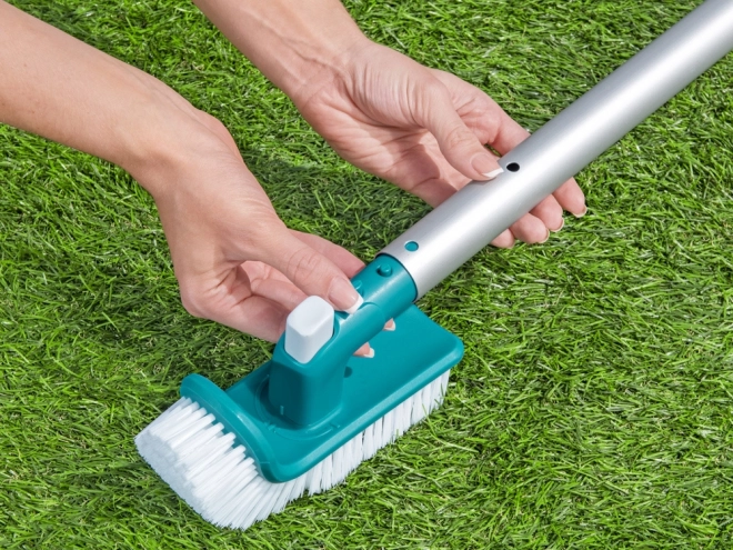 Brosse rotative AquaScrub pour le nettoyage de piscine