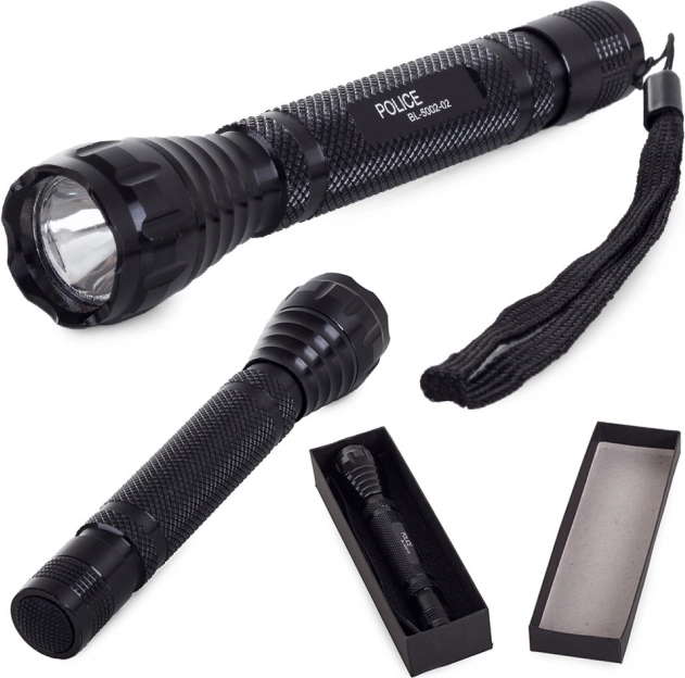 Lampe torche tactique LED à piles