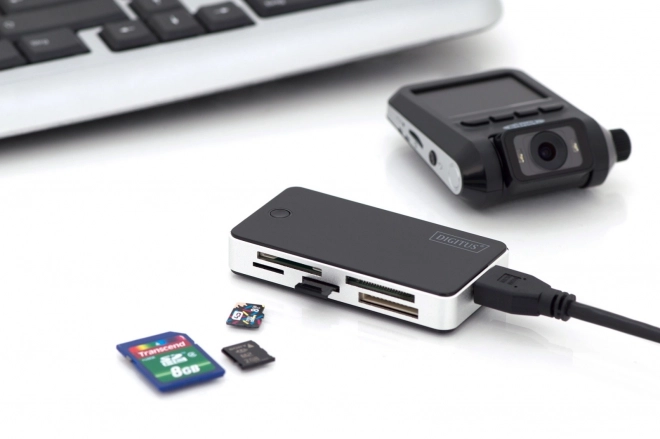 lecteur de cartes mémoire 5 ports USB 3.0 SuperSpeed