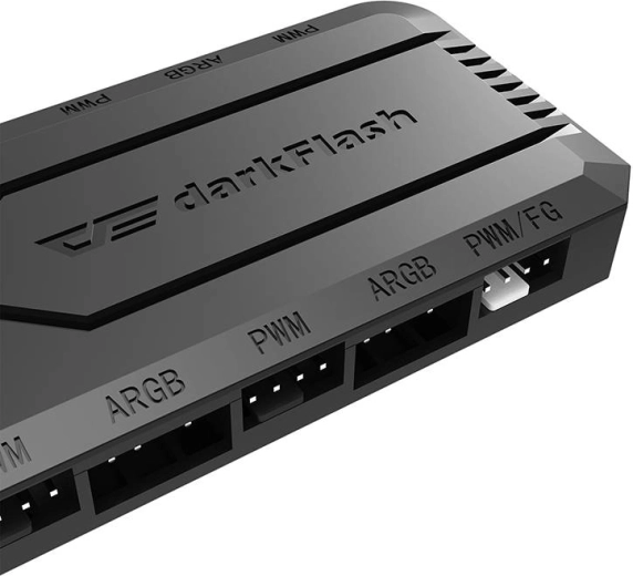 Prise en charge de 14 effets lumineux