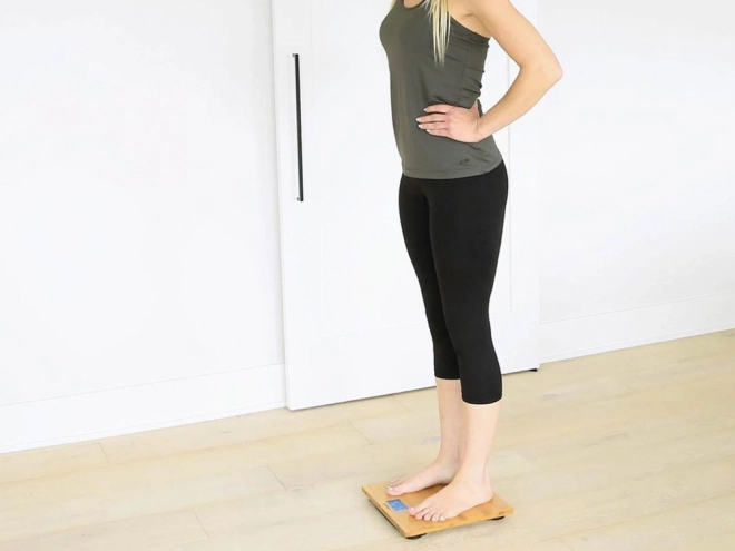 Balance numérique en bambou électronique jusqu'à 180 kg