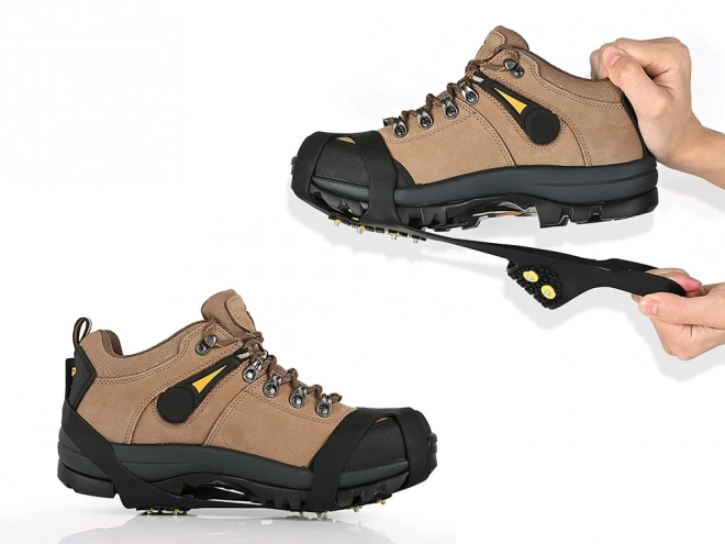 Crampons de randonnée avec semelles antidérapantes