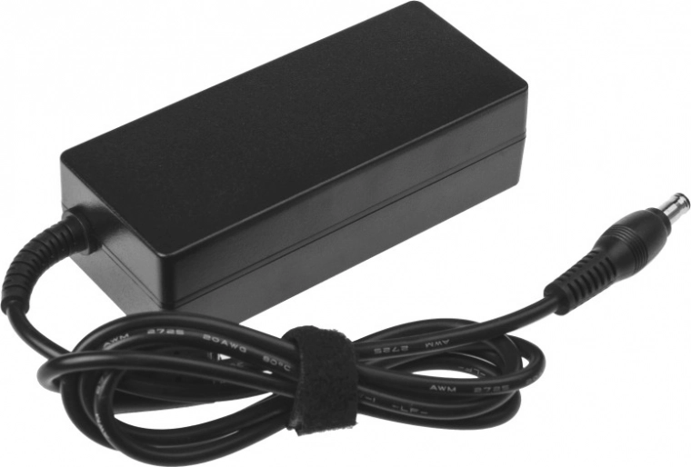 Adaptateur compact avec câble pratique