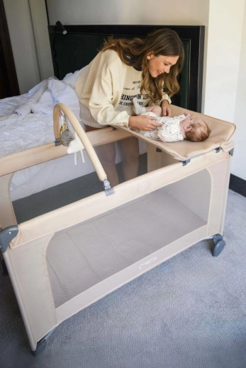 Deux niveaux de couchage pour bébés et tout-petits