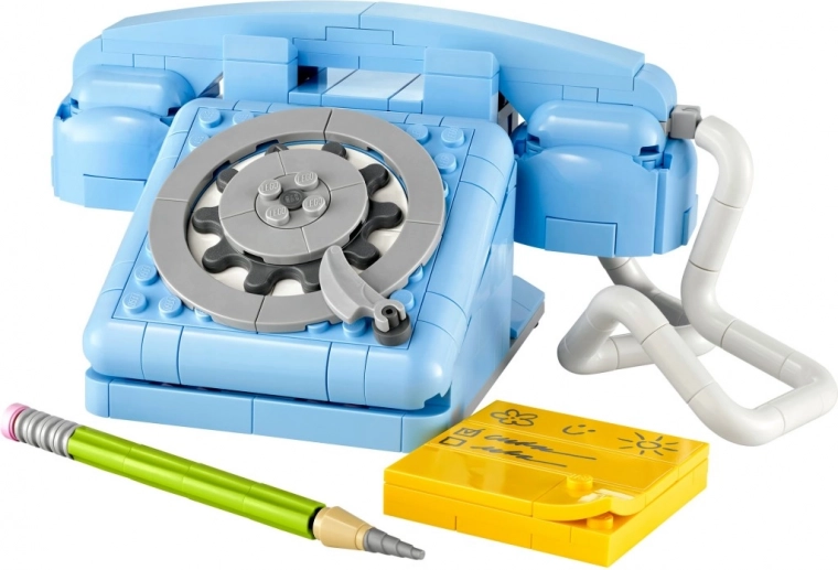 Téléphone authentique des années 60 avec cadran rotatif