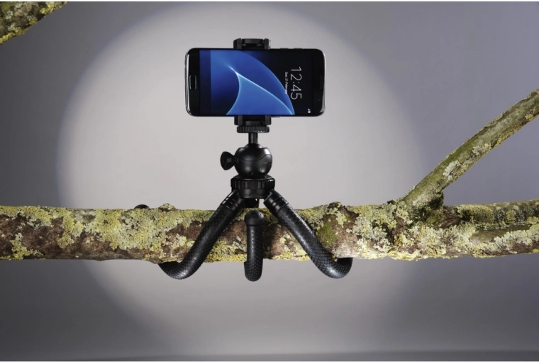 Pieds flexibles à 360° pour une stabilité partout