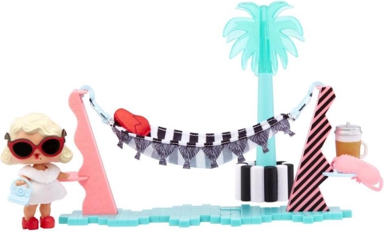 Zone de détente tropicale avec hamac