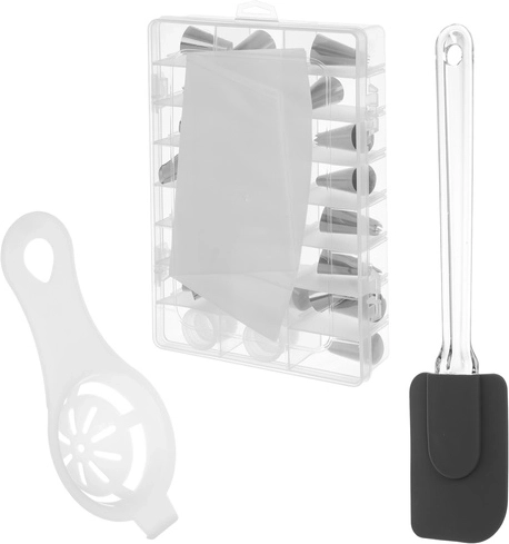 Riche ensemble d’accessoires pour pâtisser et décorer