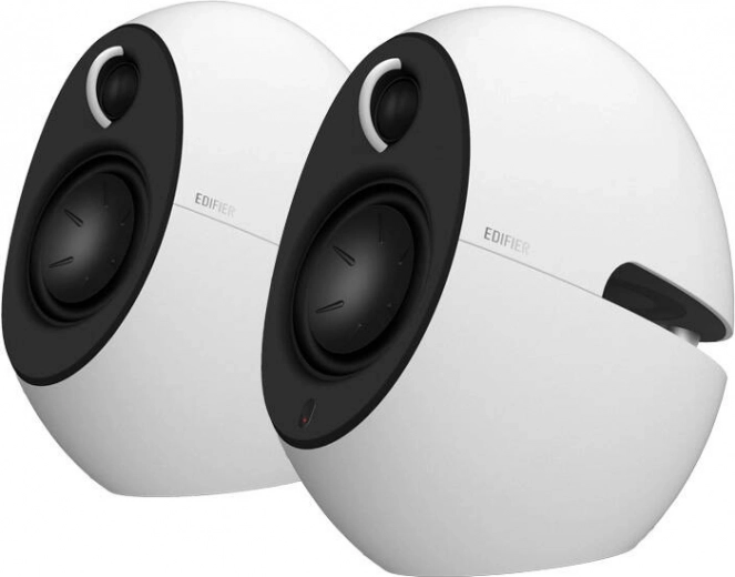 Connectivité flexible : Bluetooth 5.3, optique et AUX