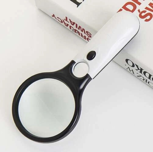 Loupe ergonomique avec éclairage LED Izoxis
