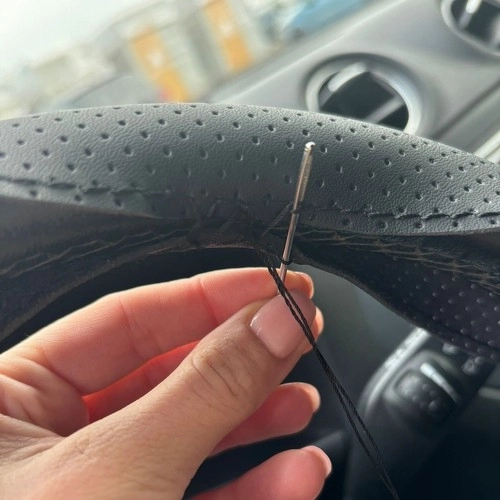 housse de volant noir en cuir écologique
