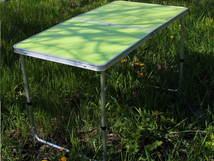 Hauteur réglable et stabilité sur terrain