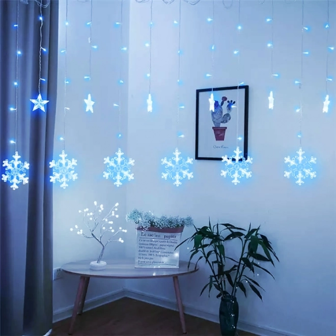 Lumières LED décoratives - flocons de neige et étoiles