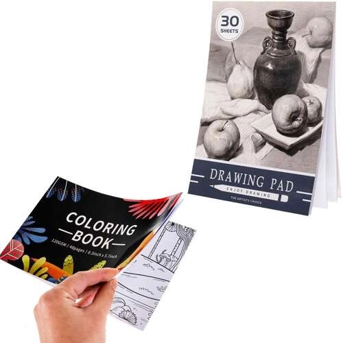 Ensemble de peinture dans une valise
