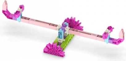 Clipsage facile et construction stable