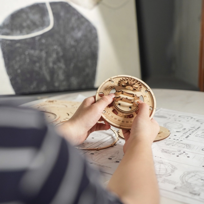 RoboTime Puzzle mécanique 3D en bois Globe lumineux