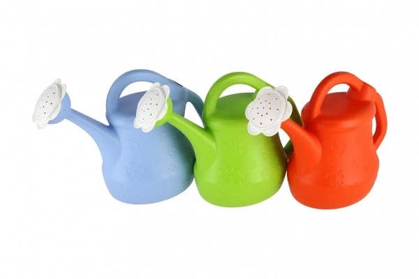 Arrosoir en plastique avec motif fleuri