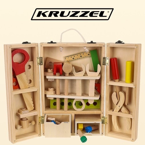 Boîte + ensemble d'outils en bois 22697