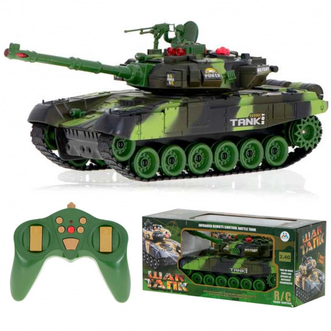 Tank militaire télécommandé avec camouflage forestier