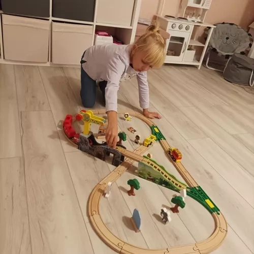 Circuit de train en bois Kruzzel 22495