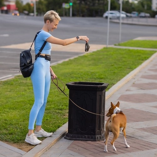 Sacs pour excréments de chien PURLOV avec distributeur
