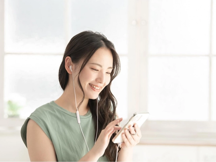 Contrôle sur le câble et mise en sourdine instantanée du micro