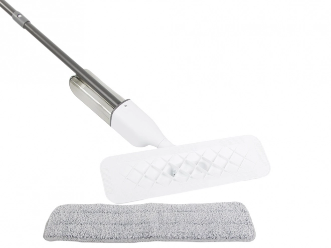 Serpillière pliable avec support et pulvérisateur