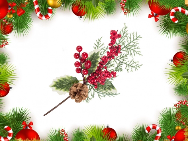 Élément décoratif de centre de table de Noël avec des sorbes et une pomme de pin