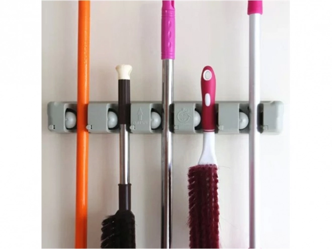 Support pour outils domestiques